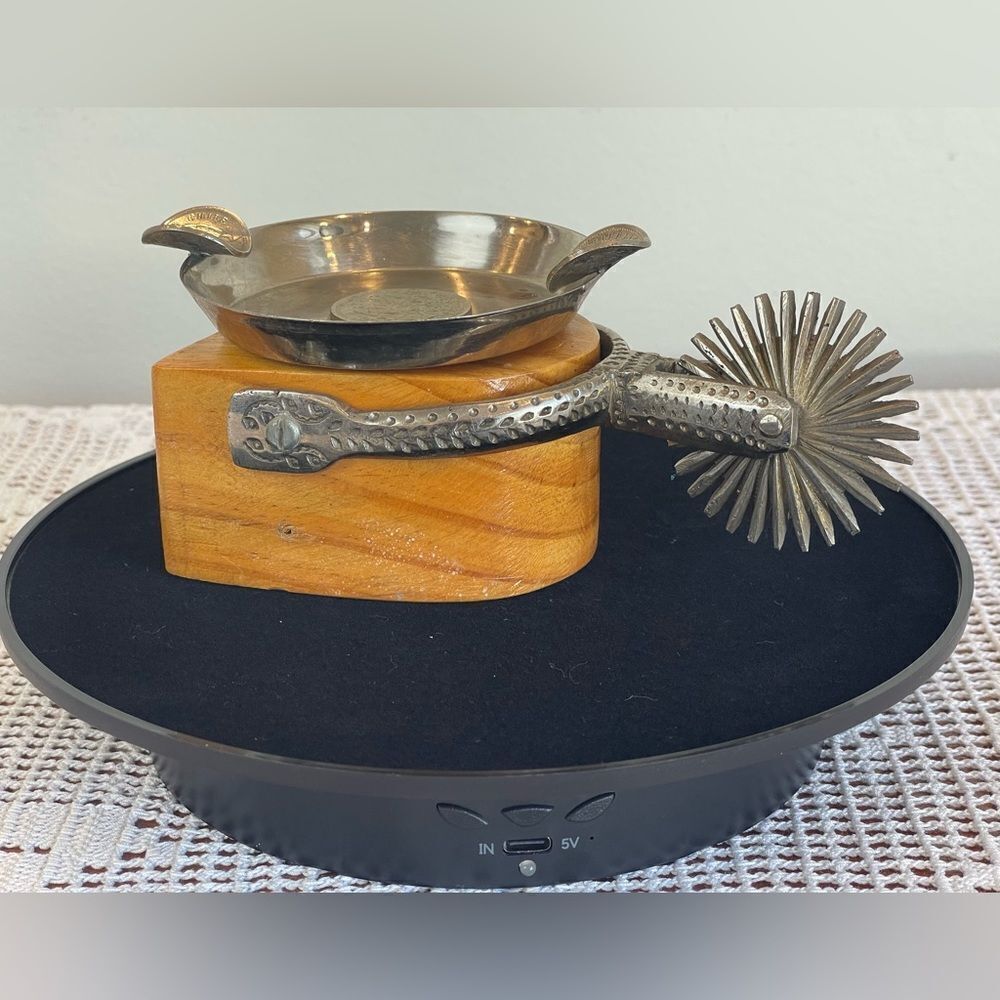 Interesting cool vintage ashtray || wood and metal ashtray with Chilean coins